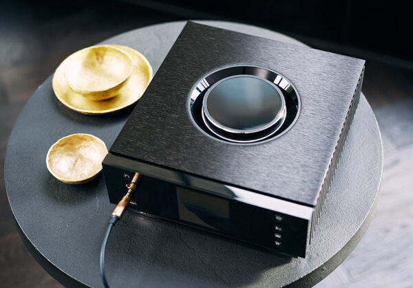 NAIM Uniti Atom Headphone מגבר אוזניות עם סטרימר